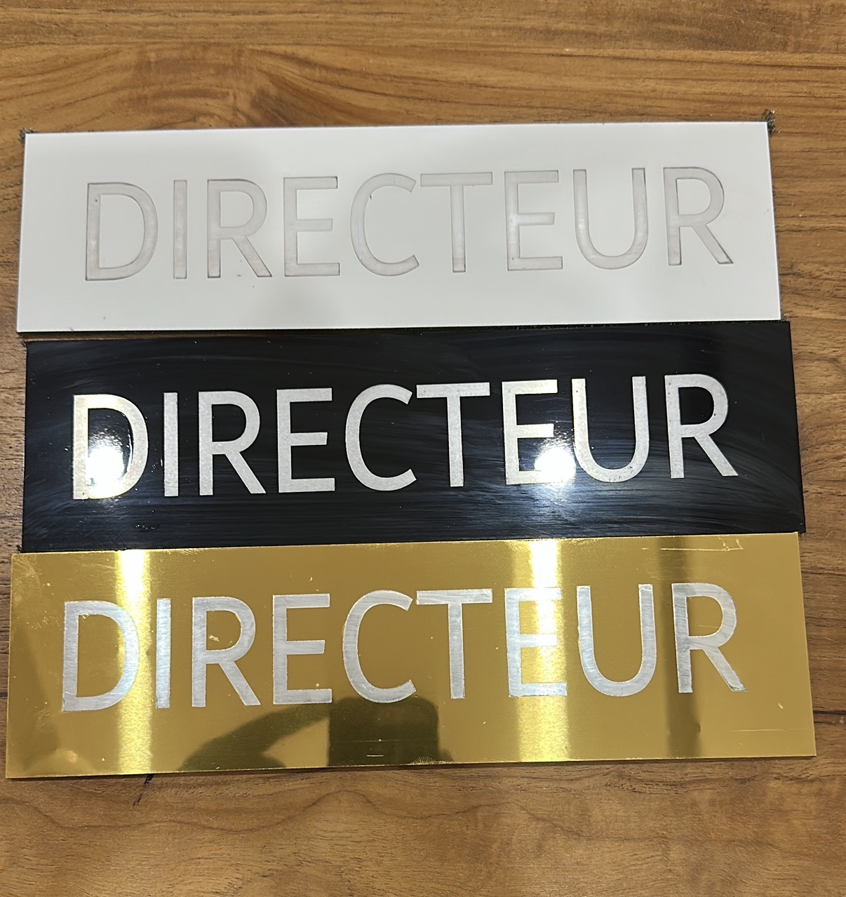 Plaques de porte Directeur découpées laser